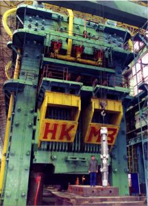 پرس 75000 تن تیتانیوم